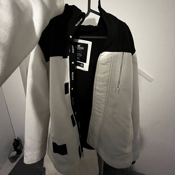 Hollister Black and White Windbreaker - Picture 1 of 2